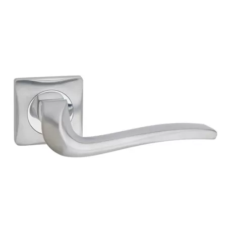 COPPIA MANIGLIA KTS PER PORTA INTERNA CON ROSETTA QUADRATA 50X50 MM MODELLO SMILE CROMO LUCIDO SATINATO - Art. LHK043SR11