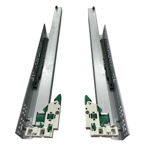 Ram Industrie GUIDE INVISIBILI SOFT ESTRAZIONE TOTALE 3D MM 550 SERIE Q24 - KG 35 Art.Q24550
Q24 - GUIDA A SCOMPARSA SOFT CLOSI